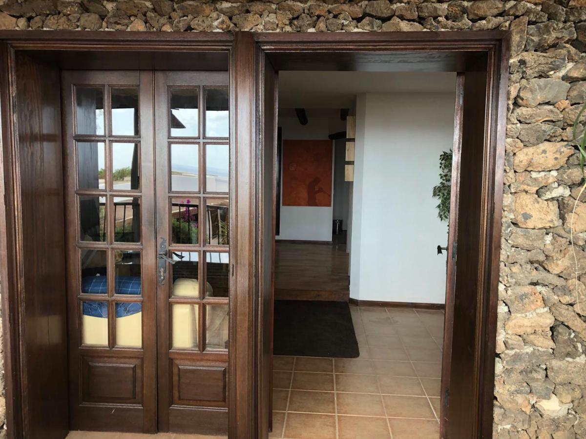 Beautiful 3-Bed Vacation House In Mácher 외부 사진