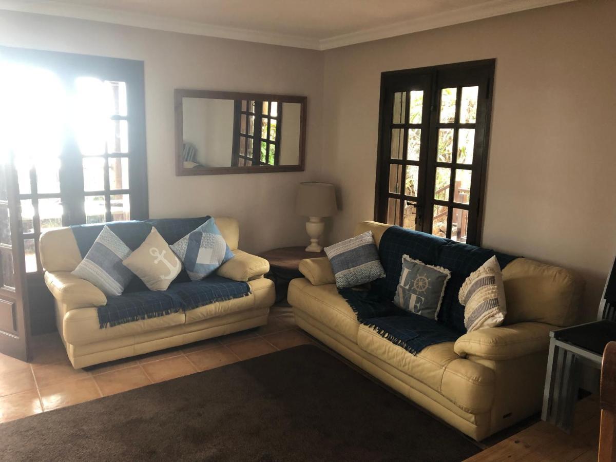 Beautiful 3-Bed Vacation House In Mácher 외부 사진