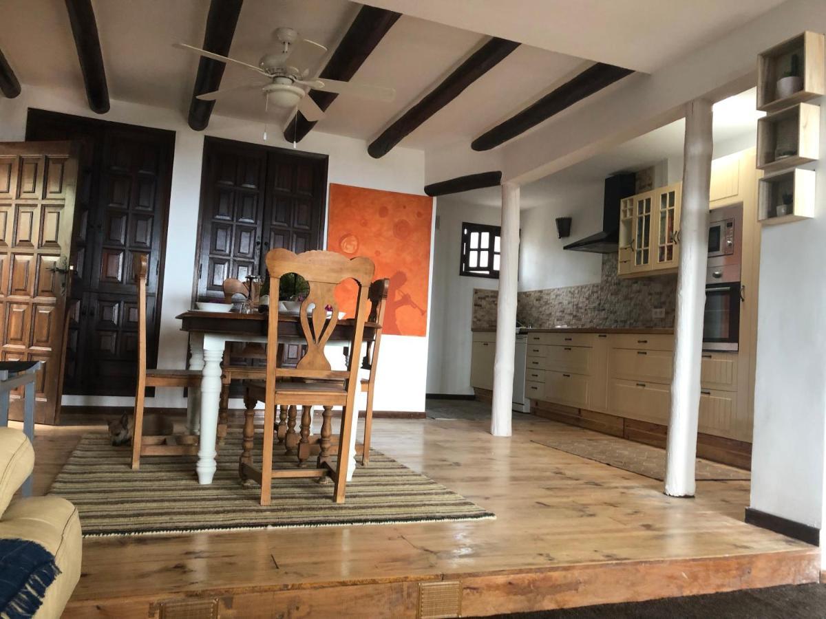 Beautiful 3-Bed Vacation House In Mácher 외부 사진