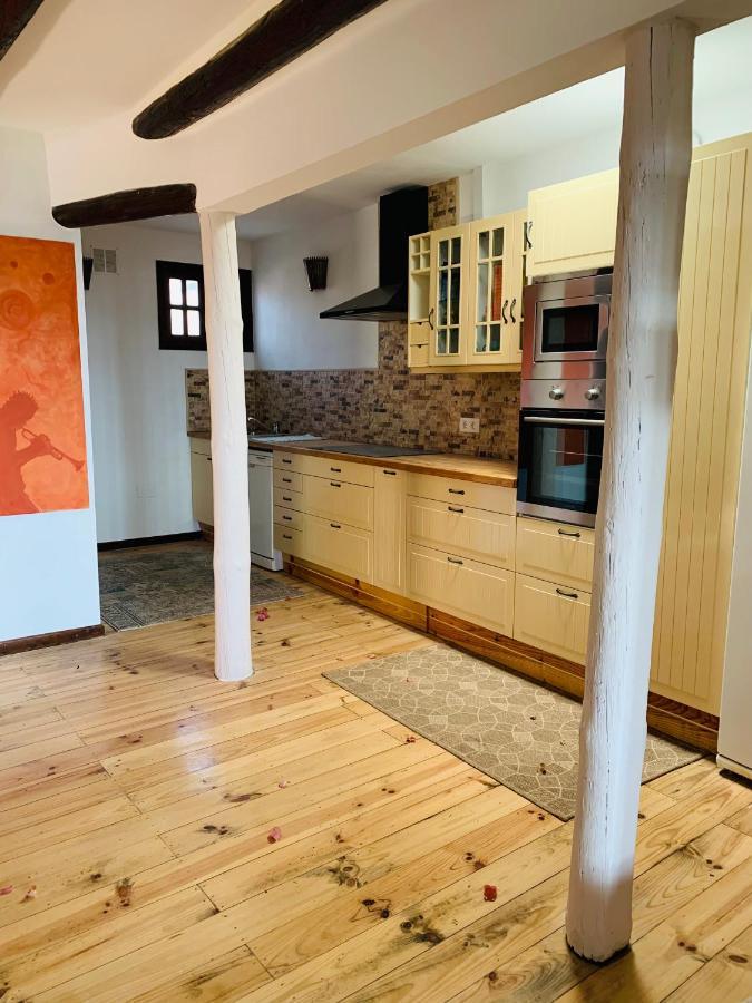 Beautiful 3-Bed Vacation House In Mácher 외부 사진